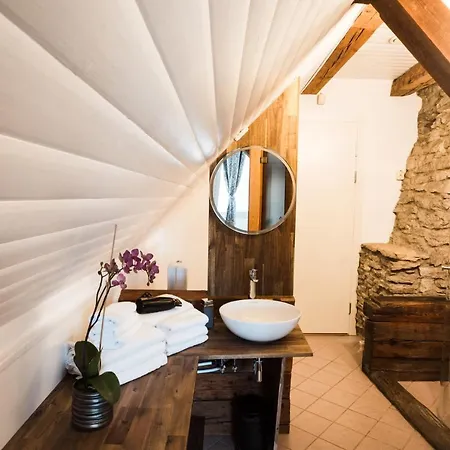 Apartment Luxury 4 Bedroom With Terrace And Sauna Tallinn