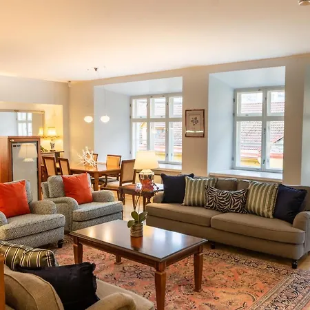 Apartment Luxury 4 Bedroom With Terrace And Sauna *