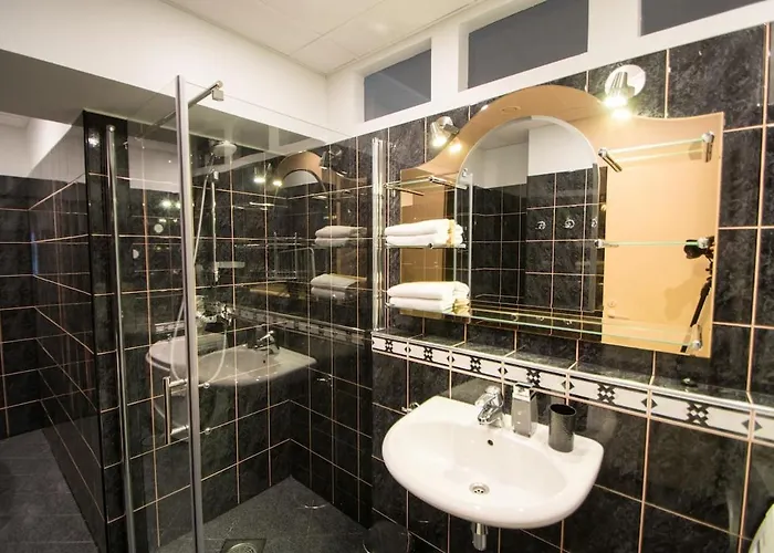 Lägenhet Luxury 4 Bedroom With Terrace And Sauna Tallinn