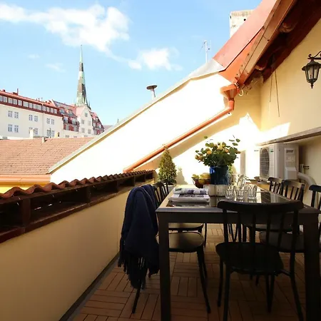 Luxury 4 Bedroom With Terrace And Sauna טאלין