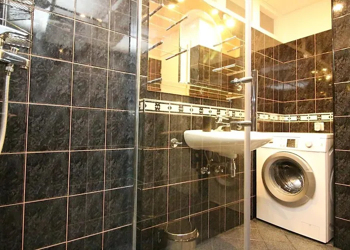 Luxury 4 Bedroom With Terrace And Sauna *